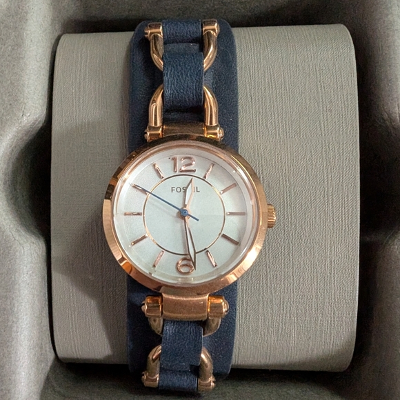 Fossil Georgia Leather Women's Watch DEAD battery - Picture 1 of 3